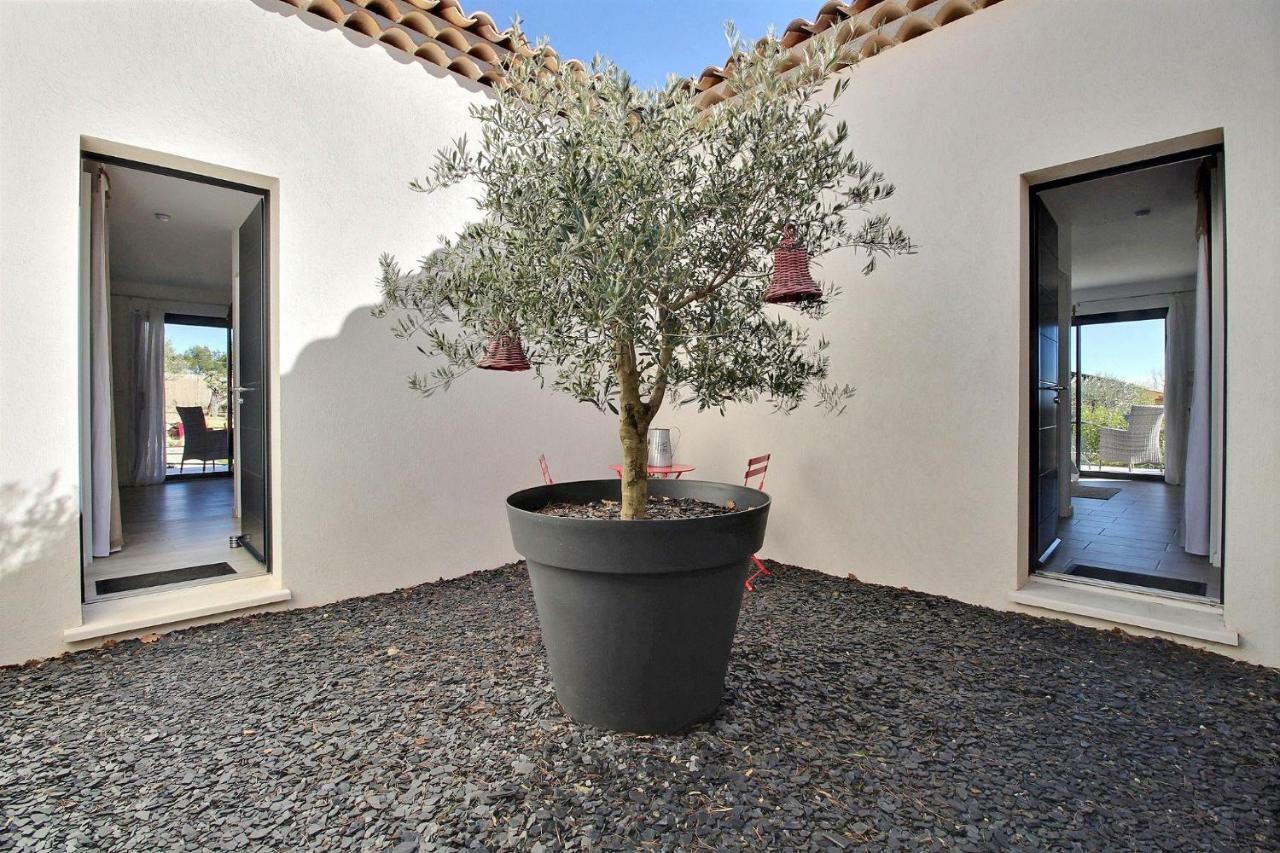 La Villa Aux Oliviers Flayosc Exterior foto